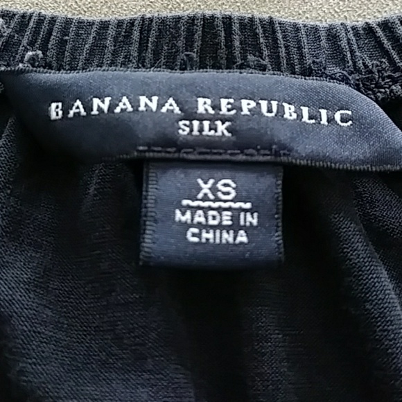 Black Butterfly-sleeve blouse - Picture 2 of 4